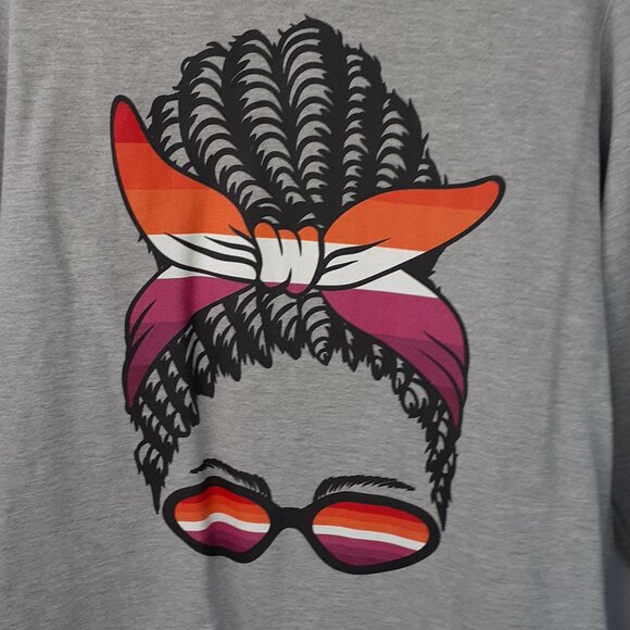 Messy Bun African Mama Pride - New Medium Heather Gray Sweatshirt - Picture 3 of 8